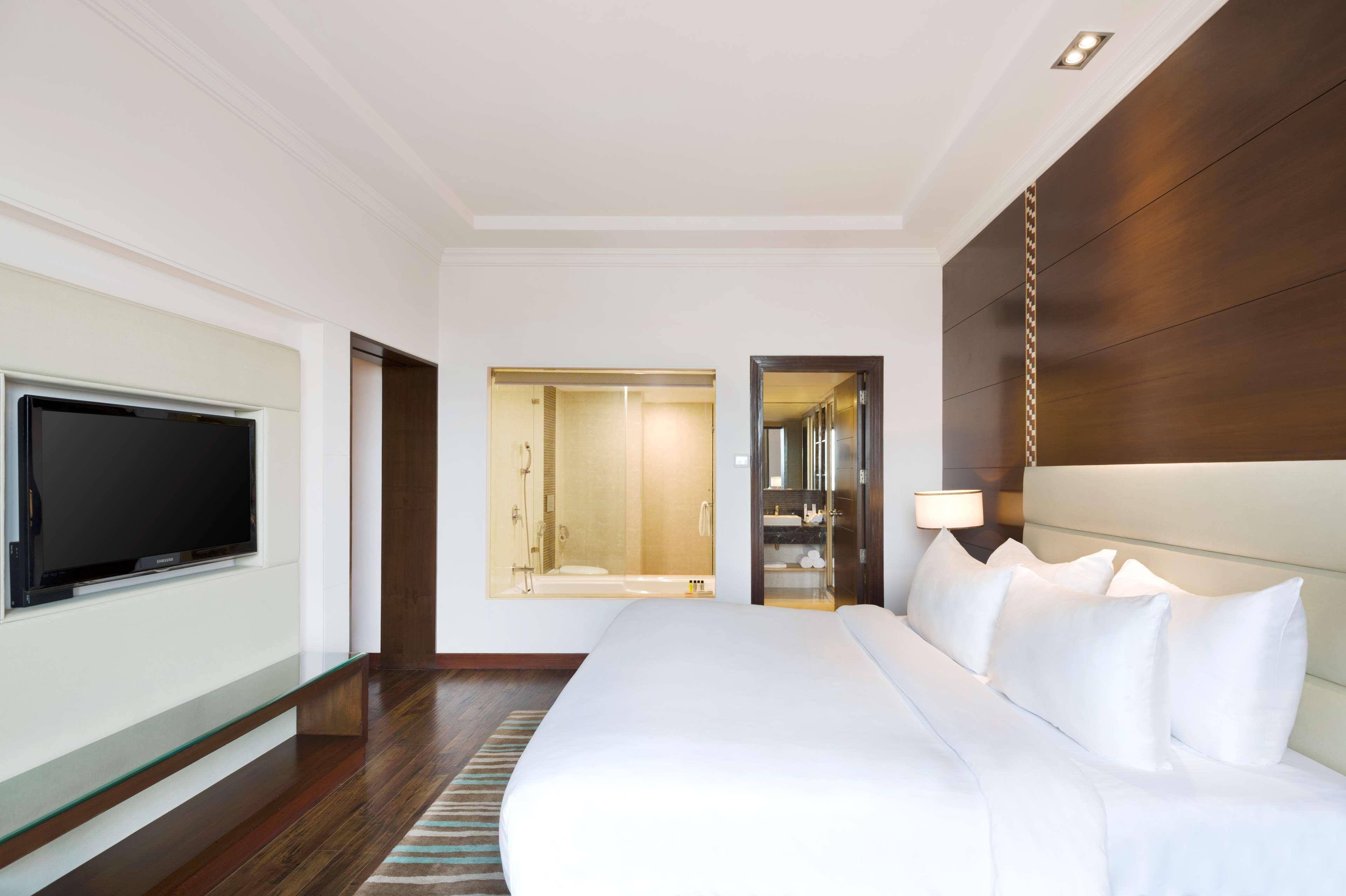 Radisson Jaipur City Center מראה חיצוני תמונה Deluxe Room